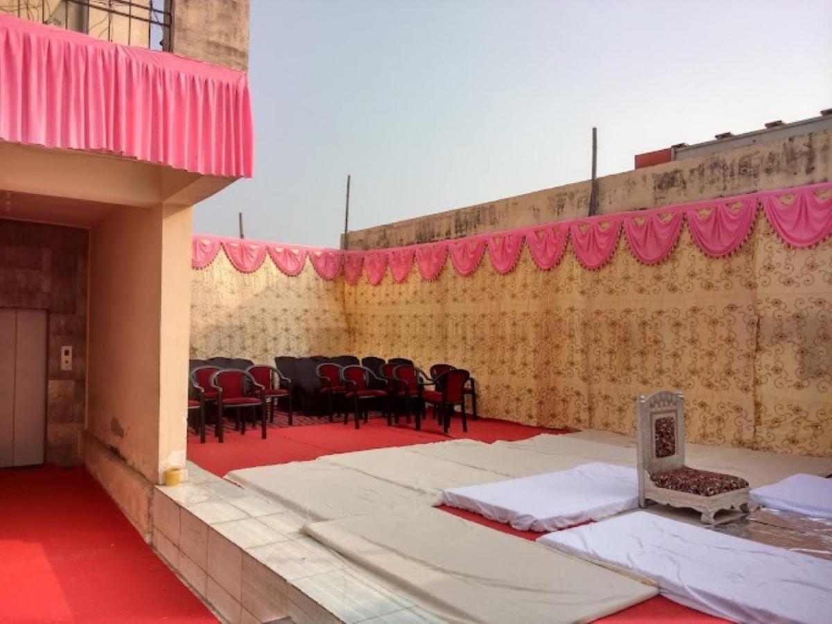 Hotel Vinayak Palace Bilāspur Exteriér fotografie