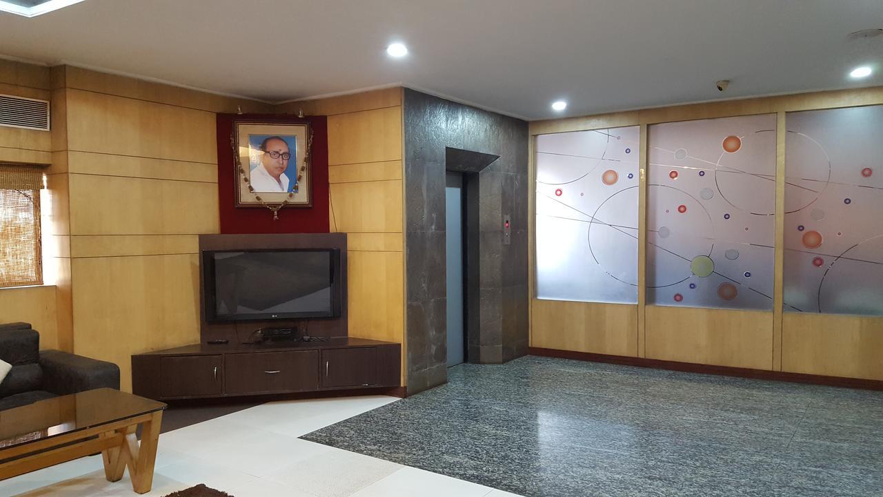 Hotel Vinayak Palace Bilāspur Exteriér fotografie